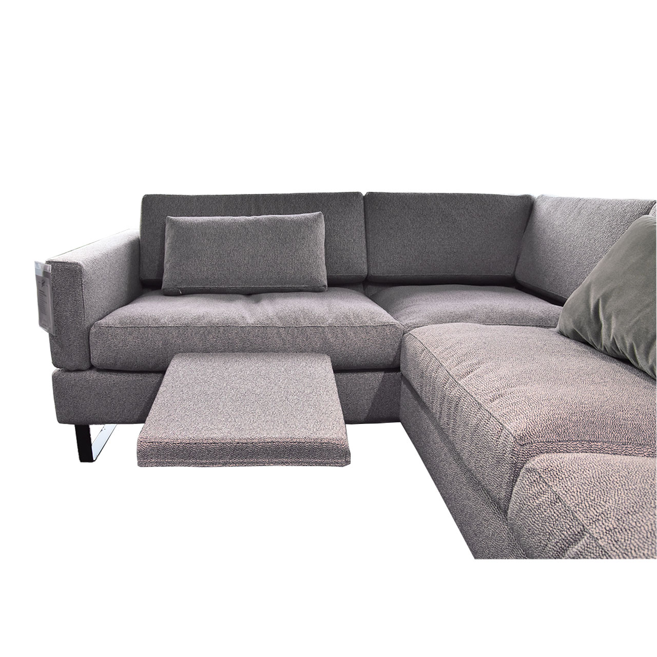 brühl tomo soft - Sitzkombination 72426 + 72431 Eckgarnitur aus Anstellsofa und Ecksofa. Sitzplatz links mit aufgestellter Füßstütze.
