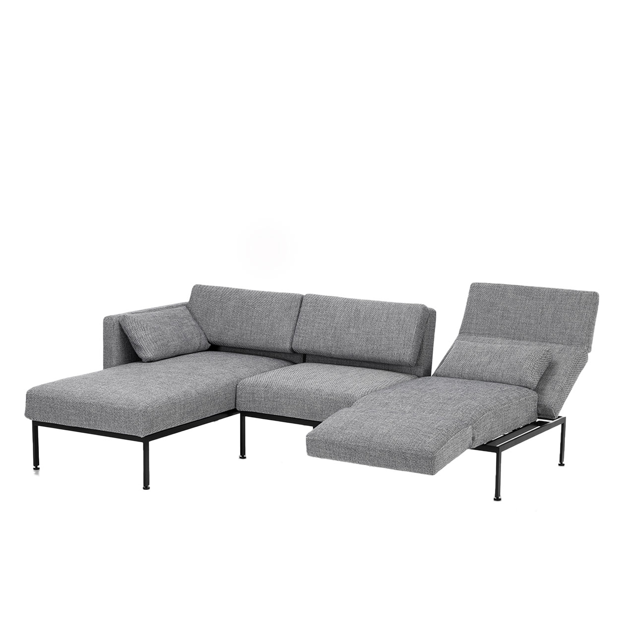 Garnitur brühl roro medium spring 73922 + 73907 Eckgarnitur der Serie roro medium spring mit Longchair links und Anstellsofa rechts in grauem Stoff.