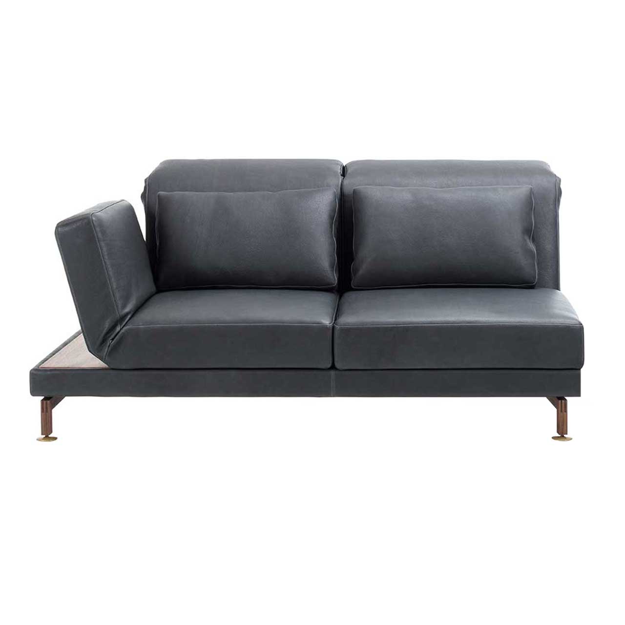 brühl moule medium - Anstellsofa 73124 2-Sitzer Anstellsessel mit 2 Sitzen in dunkelgrauem Leder mit Armlehne links. Neben der Armlehne ist eine Ablagefläche in dunklem Holz.