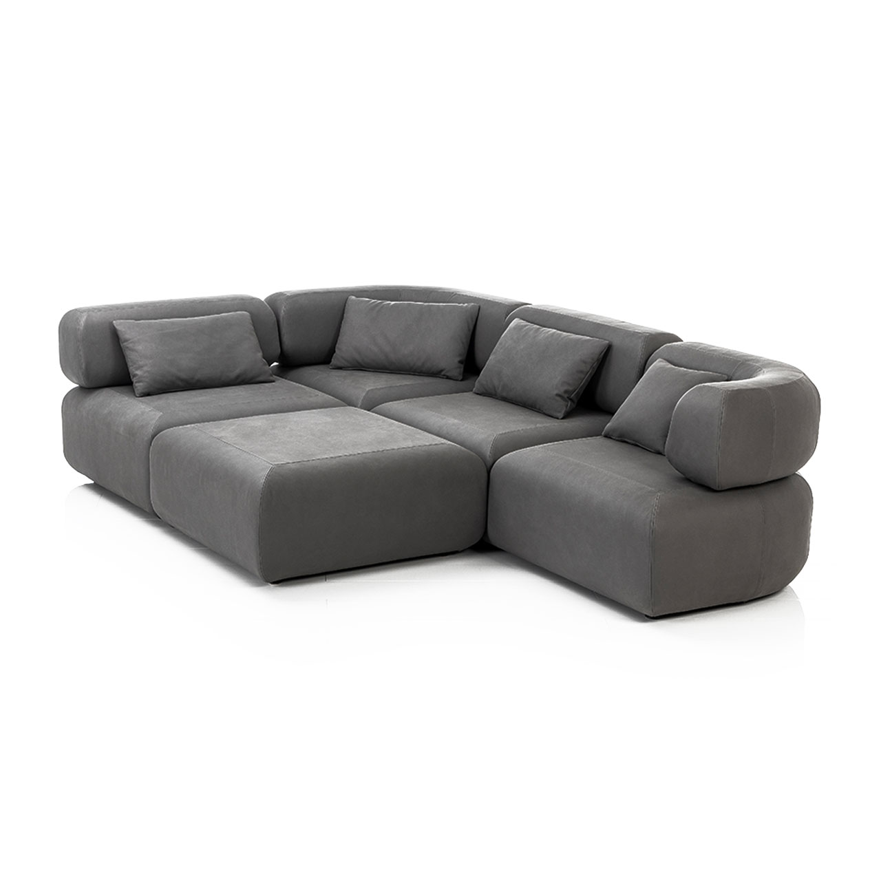 Eckgarnitur all together Eckgarnitur aus grauem Stoff bestehend aus zwei Openends der Serie all together mit kurzer Armlehne auf der rechten Seite mit angestelltem Hocker.