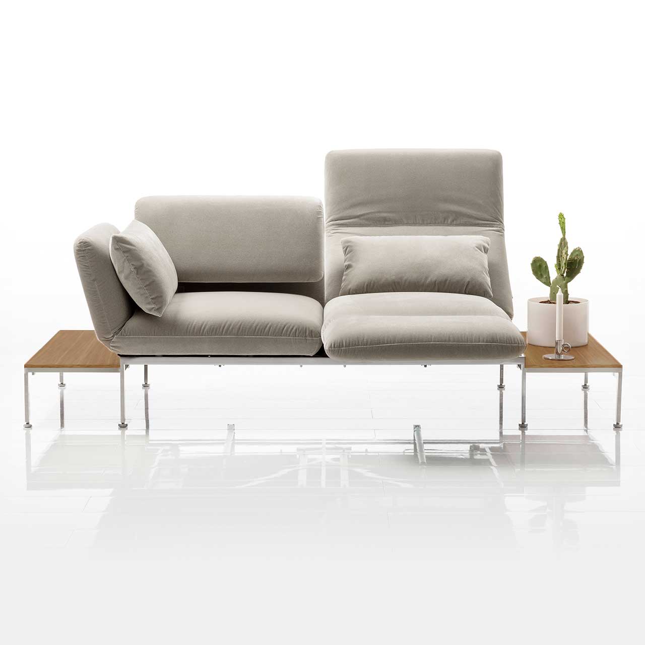 Andocktisch brühl roro Andocktisch Eiche dunkel Sofa der Serie roro mit Andocktisch rechts und links in Eiche dunkel.