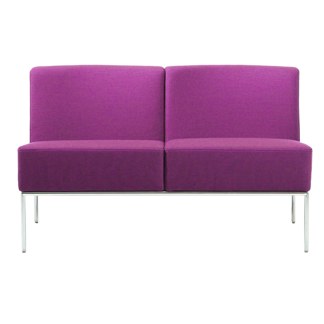 brühl add1 Sofa Ein Sofa der Serie add1 mit 2 Sitzen und ohne Armlehnen in der Stofffarbe violett. Das Untergestell ist mattchrom lackiert.
