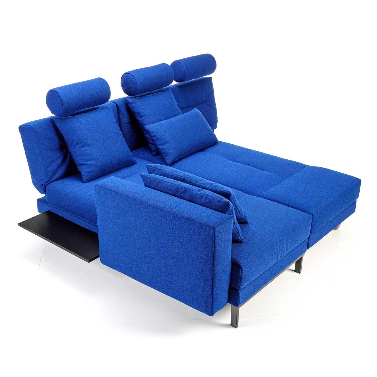 brühl four two compact Eckgarnitur Blaue Eckgarnitur. Der schwenkbarem Longchair ist so angestellt, dass eine Liegefläche entstanden ist.