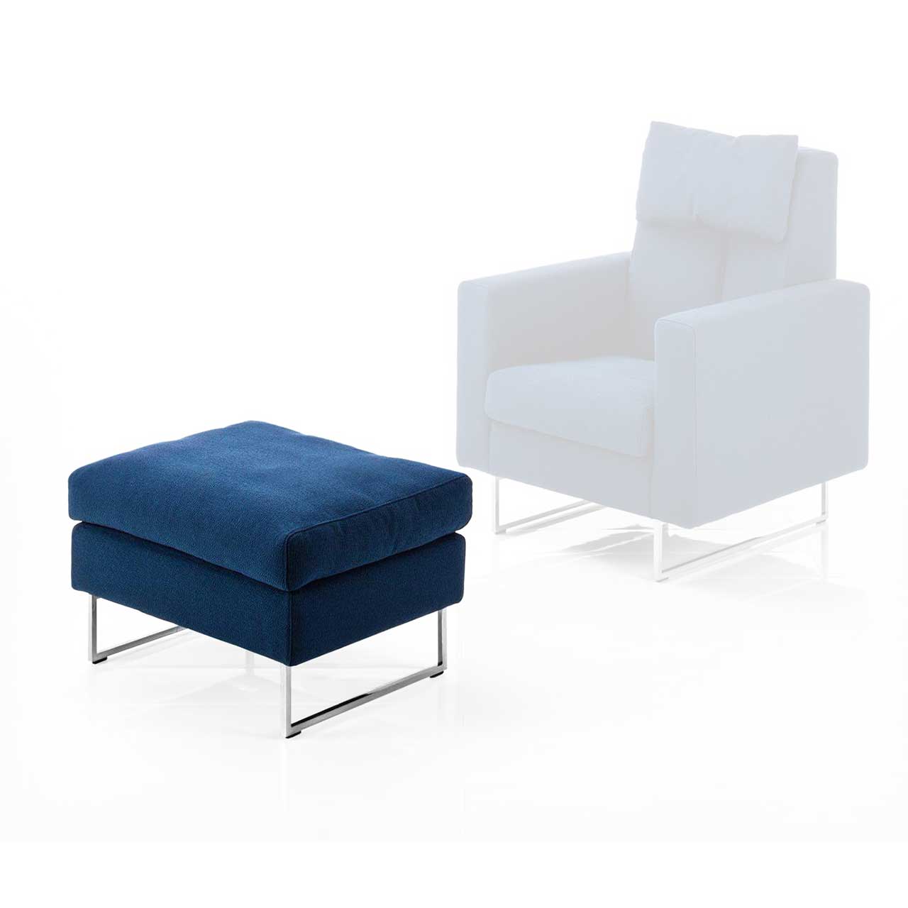 brühl embrace 69622 brühl embrace Hocker mit Metallkufen.